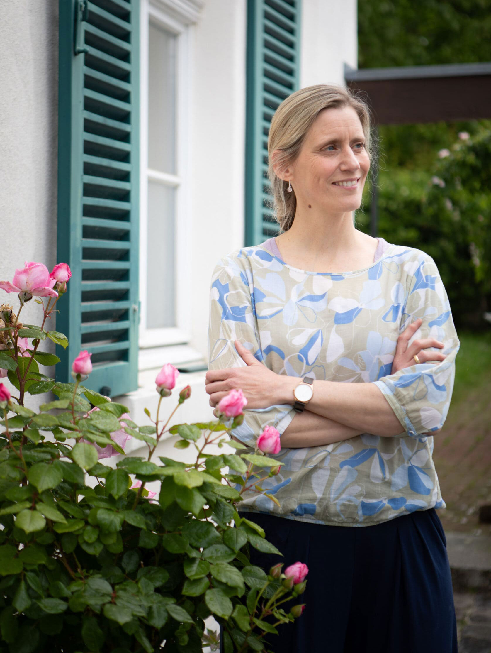 Heilpraktikerin für Psychotherapie Bonn: Constanze Basche-Cariers, Ihre Therapeutin mit Spezialisierung für traumasensitive und körperbasierte Verfahren.